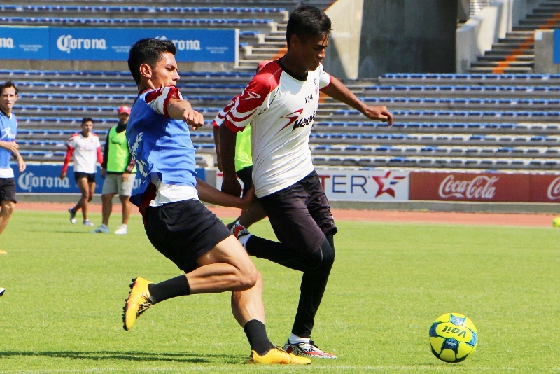 Entrenamiento CL2017] Luis Olascoaga: “podemos sacar el resultado” Lobos  BUAP | Ascenso Mx / Puebla Expres